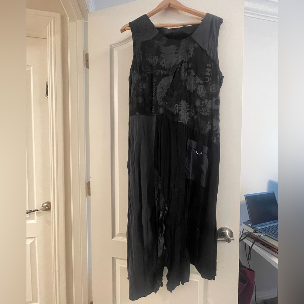 Elegant Black Patterned Midi Dress
